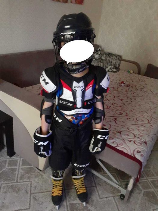 Хоккейная  форма