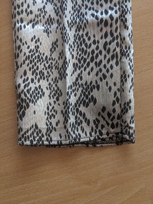 Pantaloni Guess, marimea 38