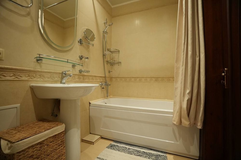 Квартира 2 комнаты, 62м² Яккасарайский район, улица Бобура