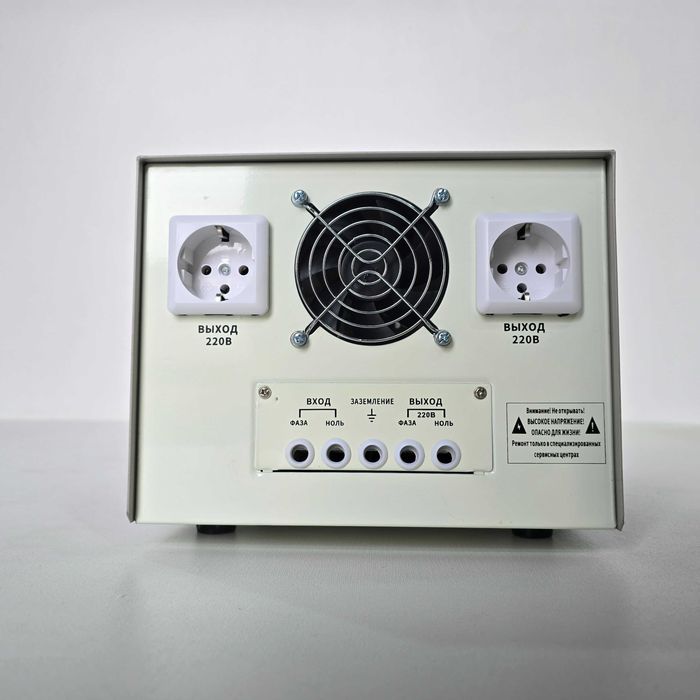 Стабилизатор напряжения 5кВА, 220В, PowerPik