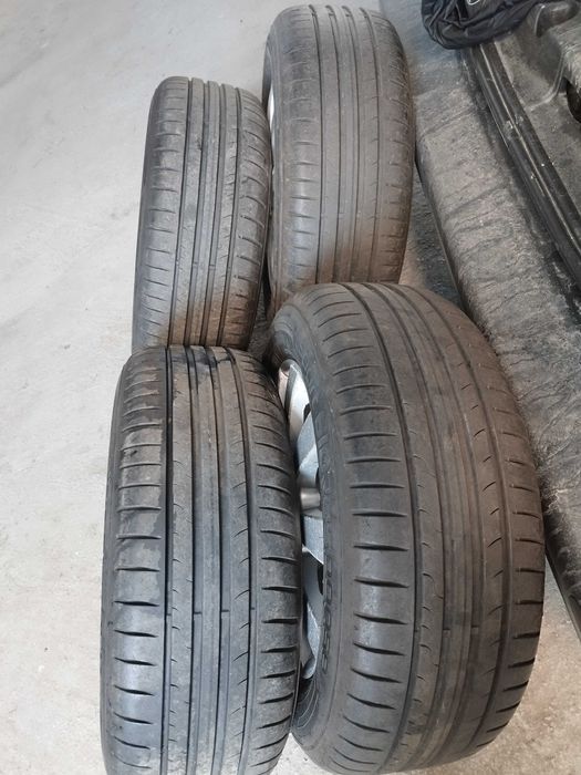 Летни гуми DUNLOP 215/60/16