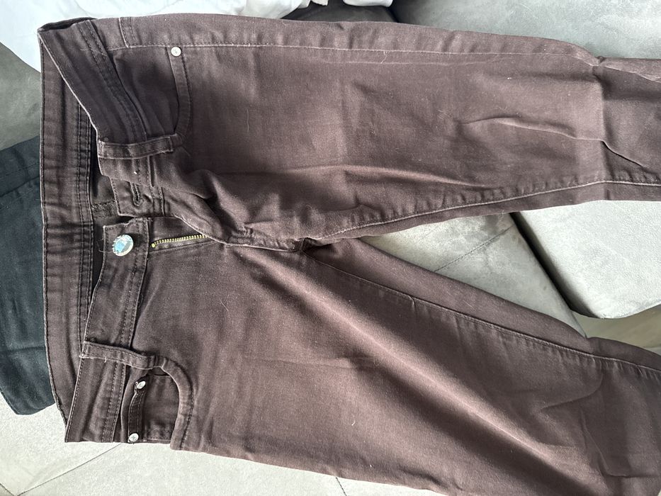 Подарявам дрехи