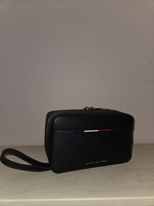 Portfard/geantă de mana Tommy Hilfiger