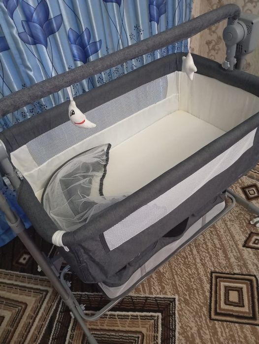 Продам манеж детский