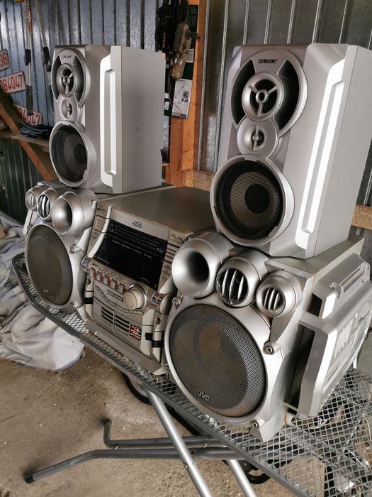 JVC Combină muzicală