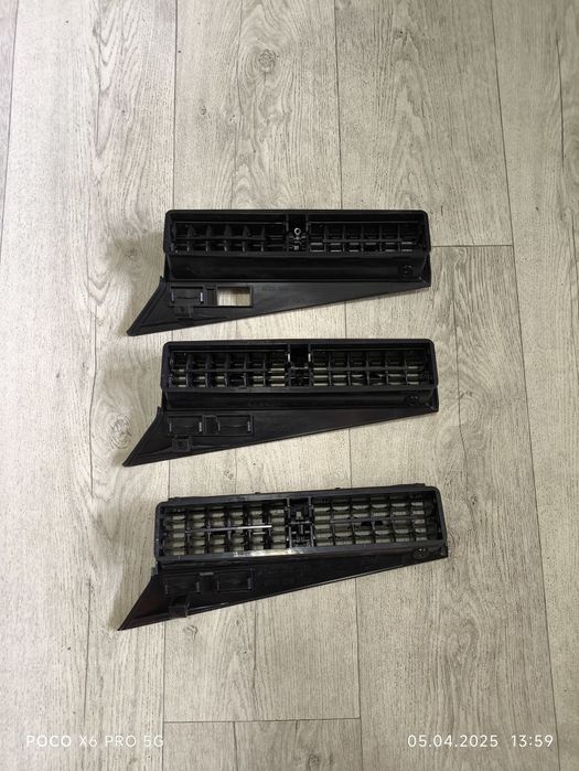 Дефлектор , парус  mercedes 190