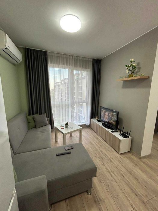 Двустаен тухлен обзаведен апартамент Победа-Касабова