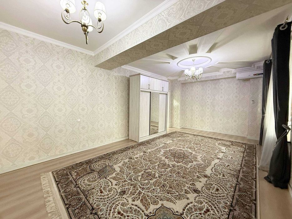 Продается квартира в Яшнабадском районе Новостройка Махтумкули 3-х ком