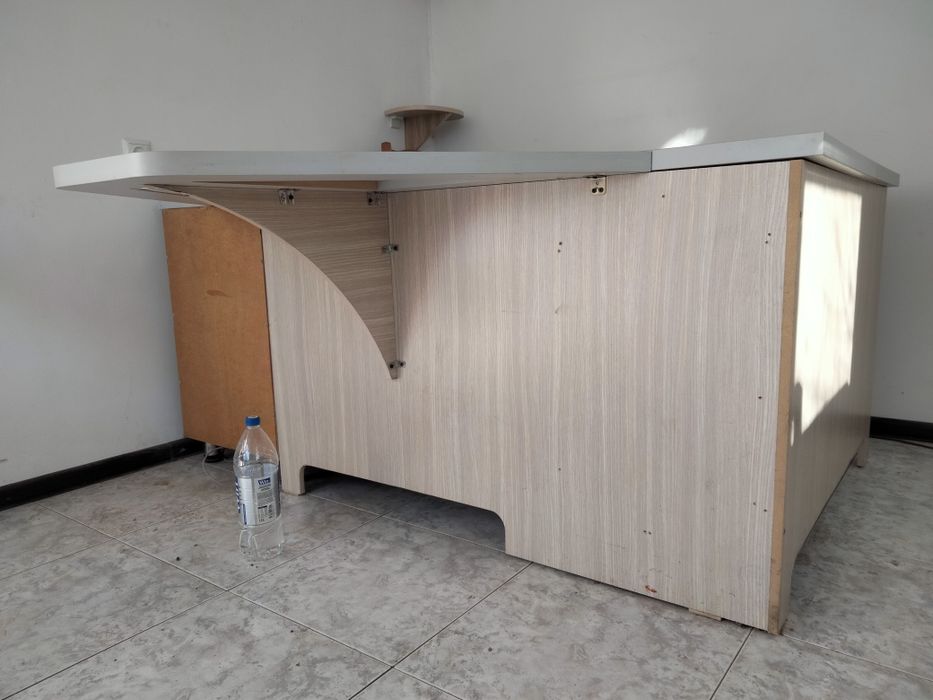 СТОЛ ОФИСНЫЙ письменный большой с тумбочкой с полками треугольный