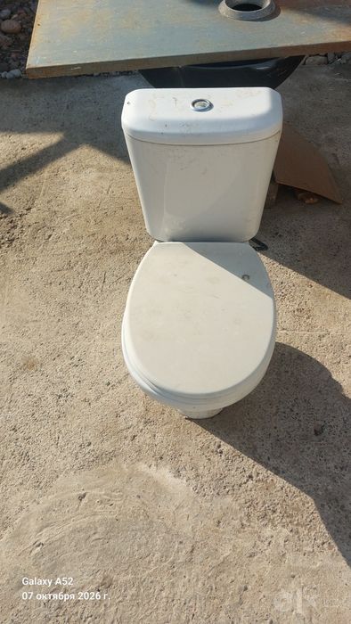 Продам б/у унитаз и бачок.