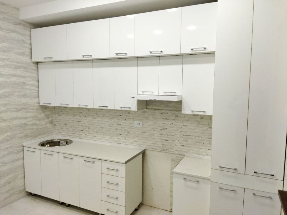 Zamonaviy oshxona mebellari buyurtma asosida o’lchash va yasash