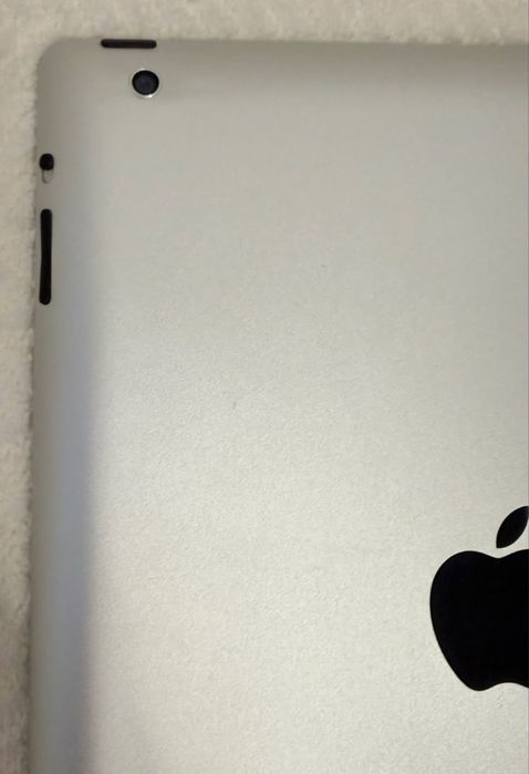 Продам IPad в отличном состоянии