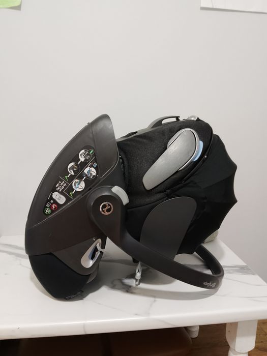 Автолюлька Cybex Cloud Z i-Size черная