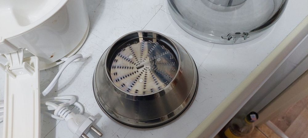 Storcator legume fructe