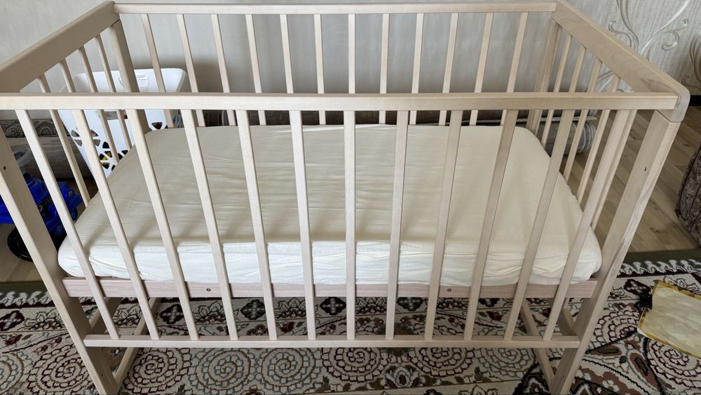 Кровать для новорожденных