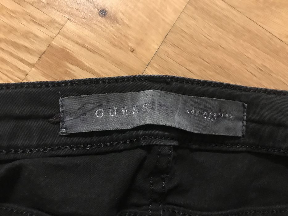 Blugi Guess  marimea 26