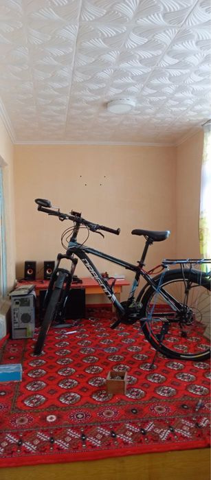 Продаёться 2х комнатный квартира