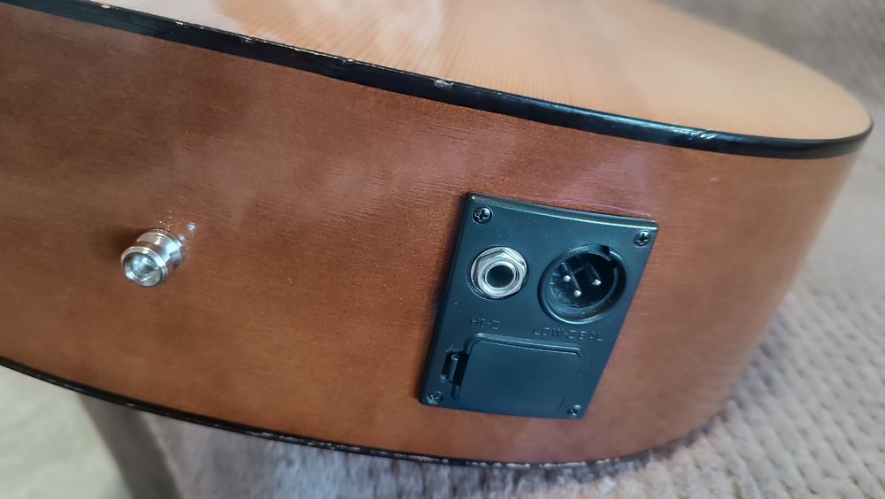 Продам гитару Yamaha F-310