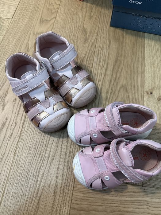 Sandale Biomecanics. Marime 21 si 24. Pret pt ambele