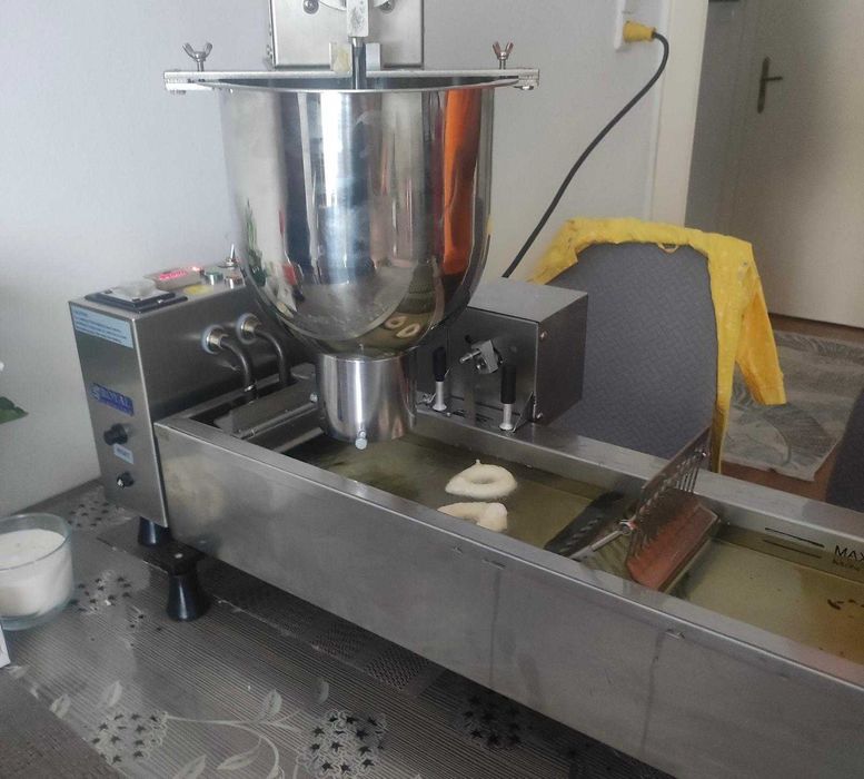 Mașina de gogosi inelușe