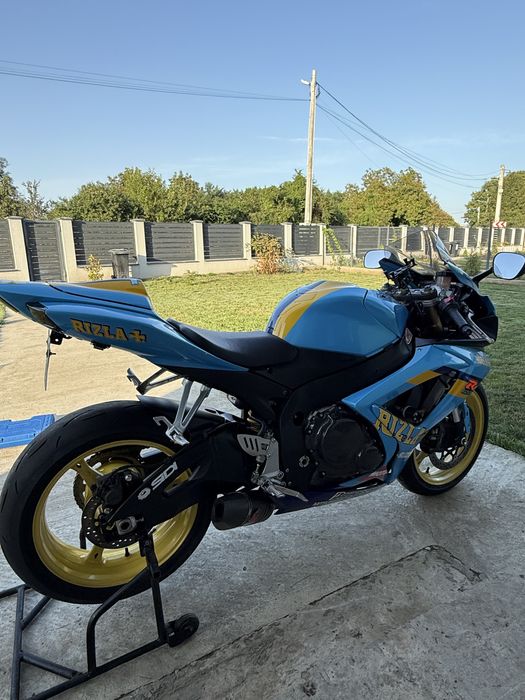 Suzuki Gsxr 600 k7