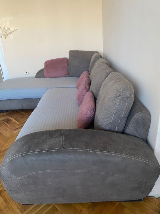 Диван, запазен, в много добро състояние