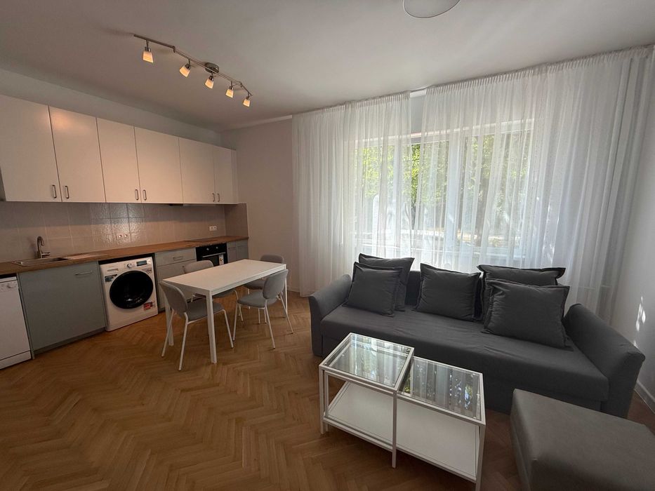 Дава се под наем Тристаен апартамент в София, 7-ми 11-ти километър - 85 кв.м за 950 € - Снимка #9