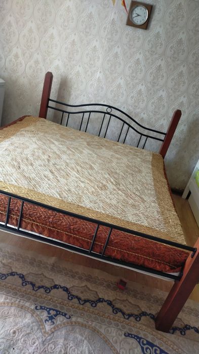 Кровать новая , и новый матрас