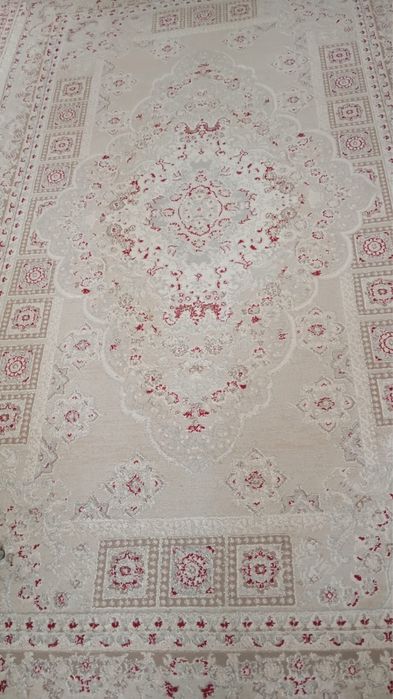 Продам ковер в отличном состоянии