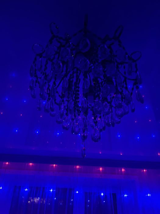 Продается люстра