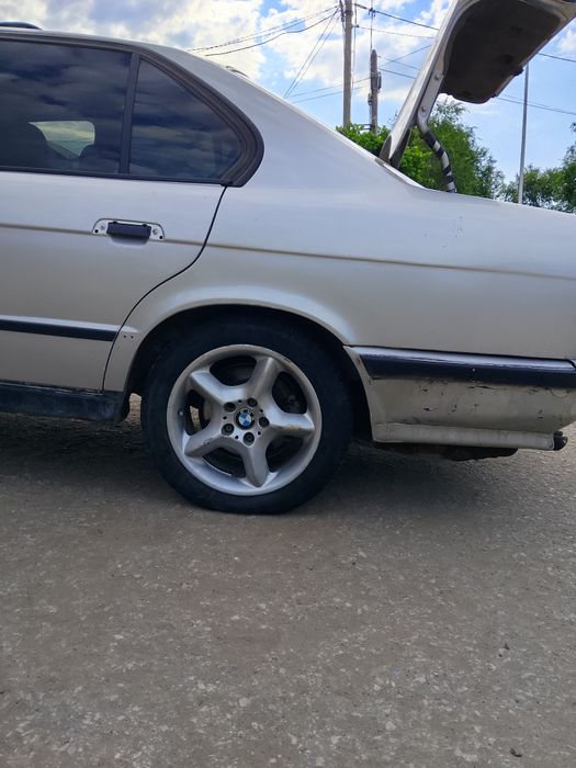 Продам р17 215/55, 52 style