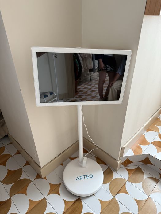 Arteo планшет на ножках