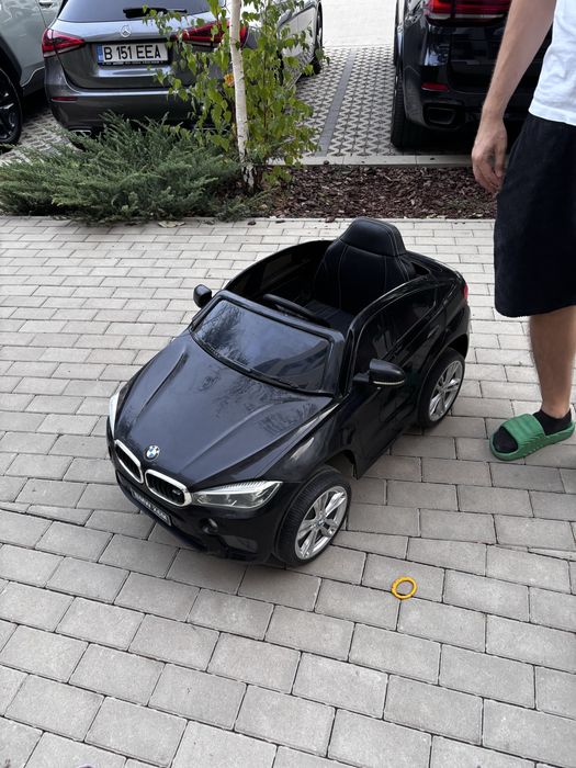 Masinuta electrica BMW