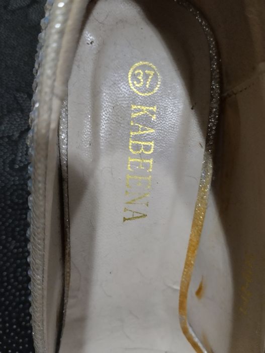 Женские туфли белые