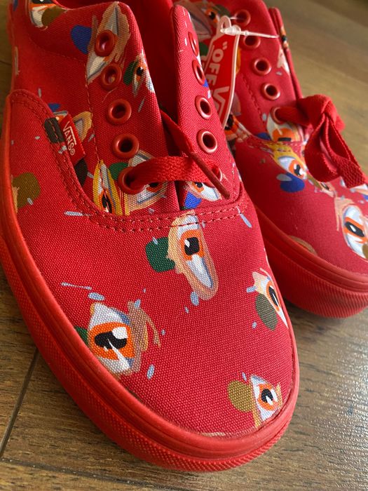 Продам слипоны Vans