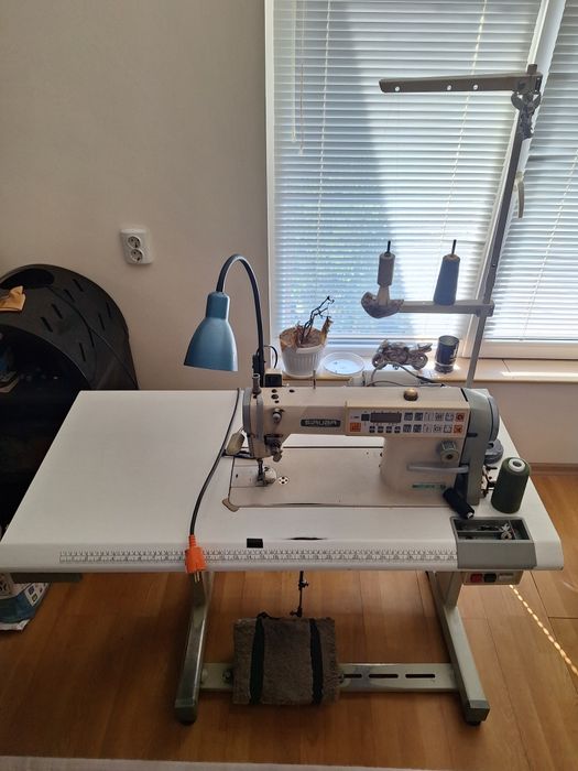 SIRUBA Пълен Автомат със Серво мотор