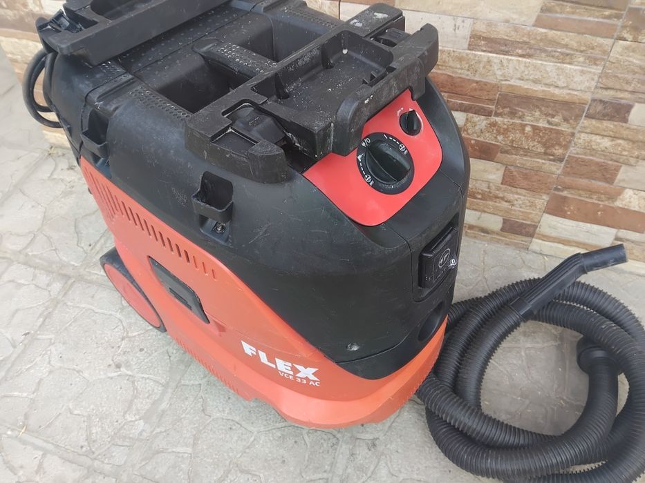 Flex vcl 33 ac Прахосмукачка със Контакт/Тупалка Сухо Мокро Строителство
