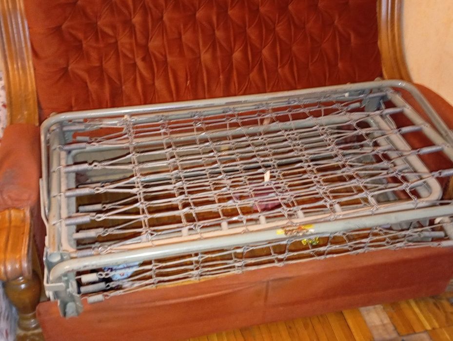 Продается Мягкая мебель производства Югославии