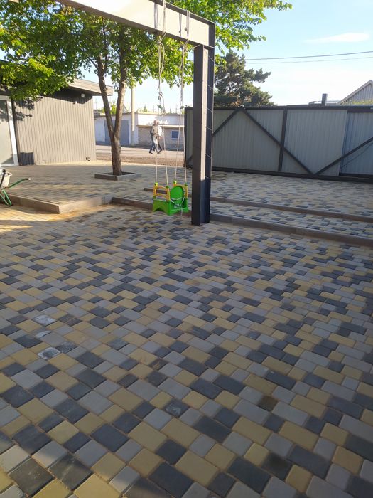 Облагораживание: Укладка брусчатки