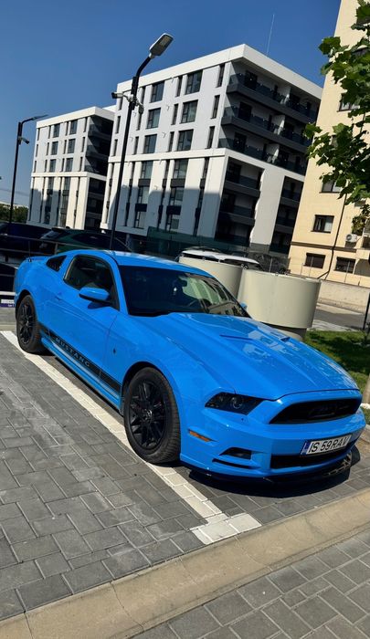 Ford Mustang 3.7L v6 , automat, 2013, Import SUA