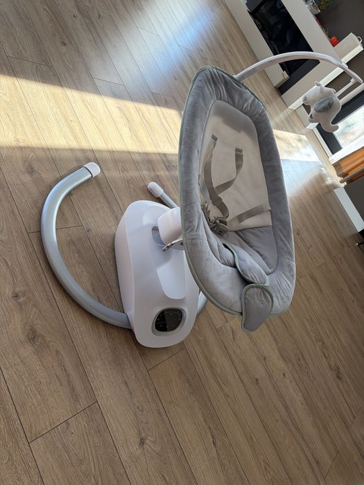 Balansoar electric Momcozy CocoSway 3D Motion – stare excelentă