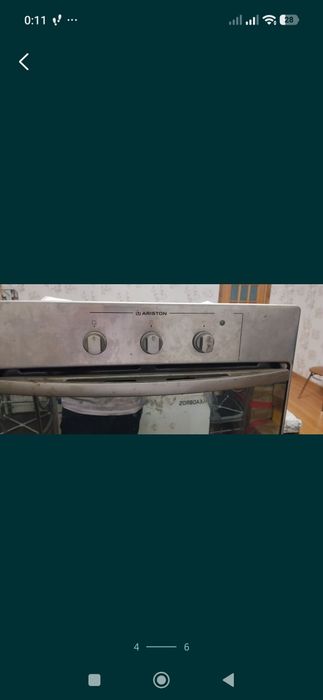 Продам встраиваемый духовой шкаф Ariston