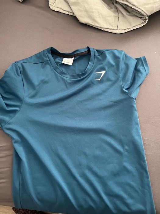 Gymshark Дрехи, Тениски, Анцузи, Блузи