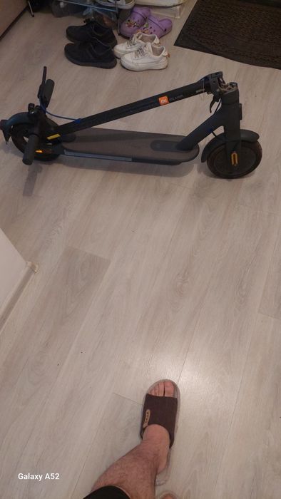 Продам Электросамокат Xiaomi