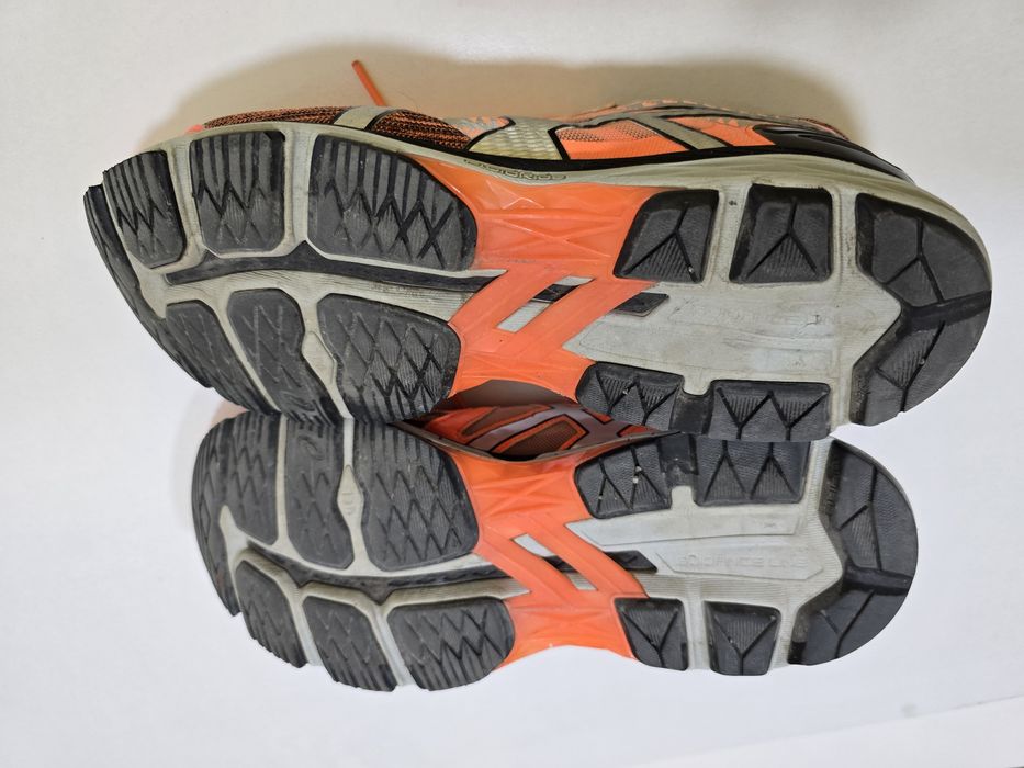 Adidasi Asics gel Gt-2000 colectie 42-43