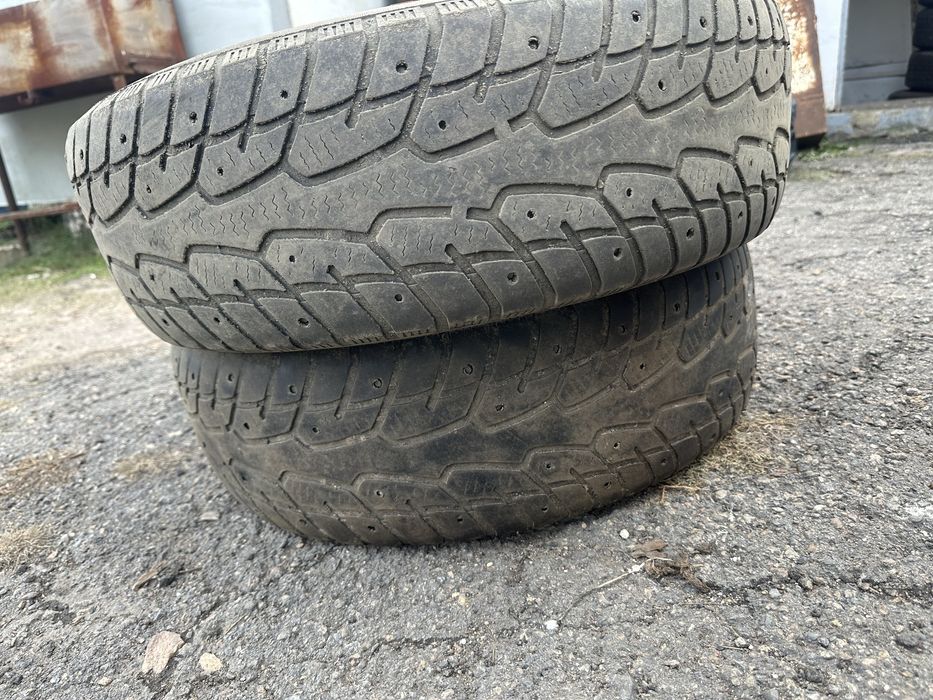 Продам шины резину на 16/17