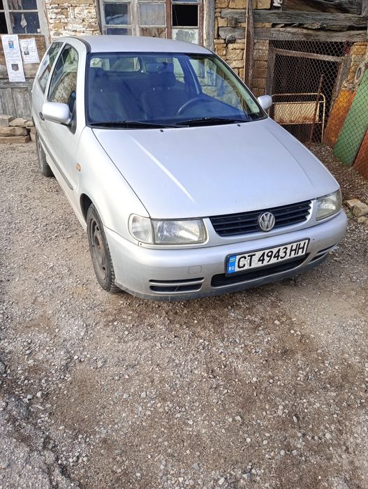 Продавам поло1.9 чист дизел