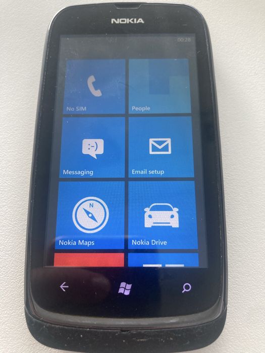 Nokia Lumia 610, отличен