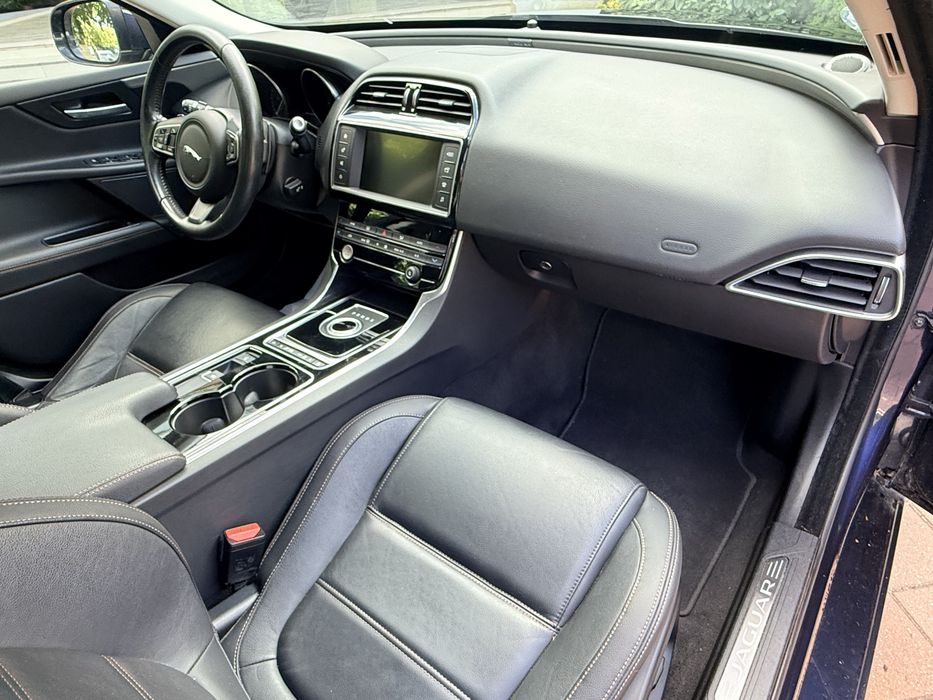 JAGUAR XE 2016 — imagine 4