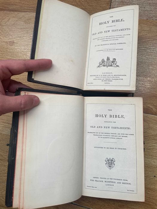 2 Biblii vechi + 2 carti rugaciuni ( Prayer Book ), engleza, an 1850